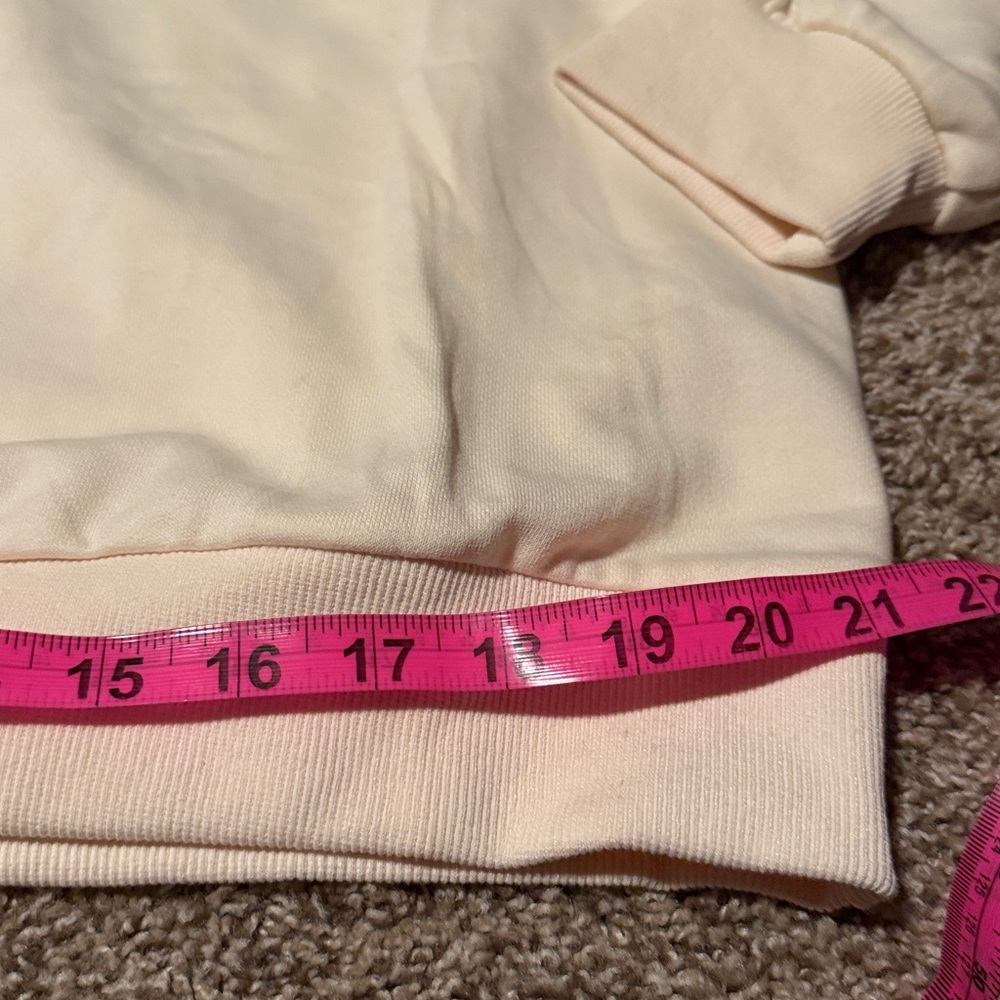 FRIENDS Thanksgiving Sweatshirt (L) - NWOT - Picture 3 of 10